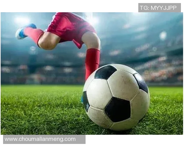 探索世界各地不同风格的足球运动与文化魅力 探索世界各地不同风格的足球运动与文化魅力