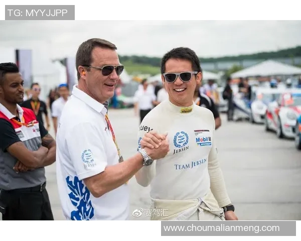 亚松森瓜拉尼主场迎战河床展开激烈对决双方争夺南美赛场荣耀 亚松森瓜拉尼主场迎战河床展开激烈对决双方争夺南美赛场荣耀